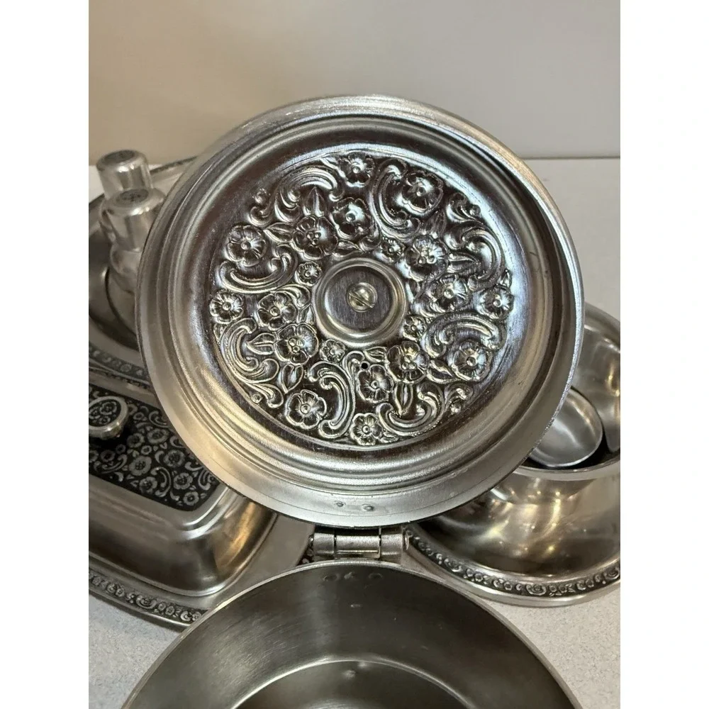 Oneida tea pot